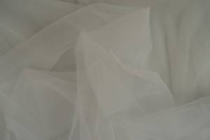 Soft Tulle 00 white