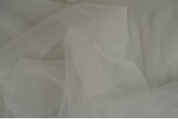 Soft Tulle 00 white