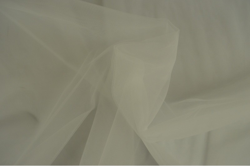 Soft Tulle 02 off-white