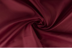Lining 29 wine red