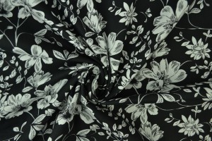 Cotton print 8026-1 black