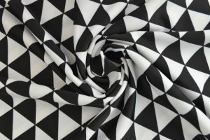 Lycra print 365-01 black / white