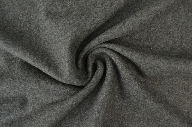 Wool 18 dark grey