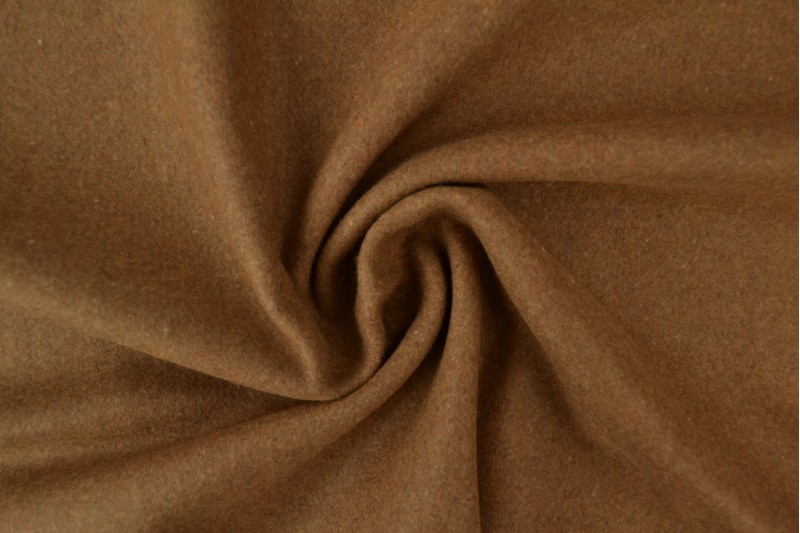 Wool 79 dark camel