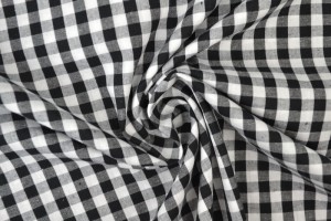 Cotton gingham checks 6.5 mm 160-13 black