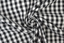 Cotton gingham checks 6.5 mm 160-13 black