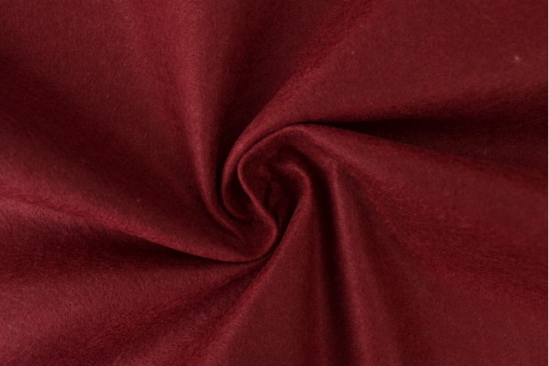 Felt 1mm 77 bordeaux
