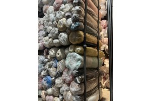 Stock faux fur fabrics 5.000 KG