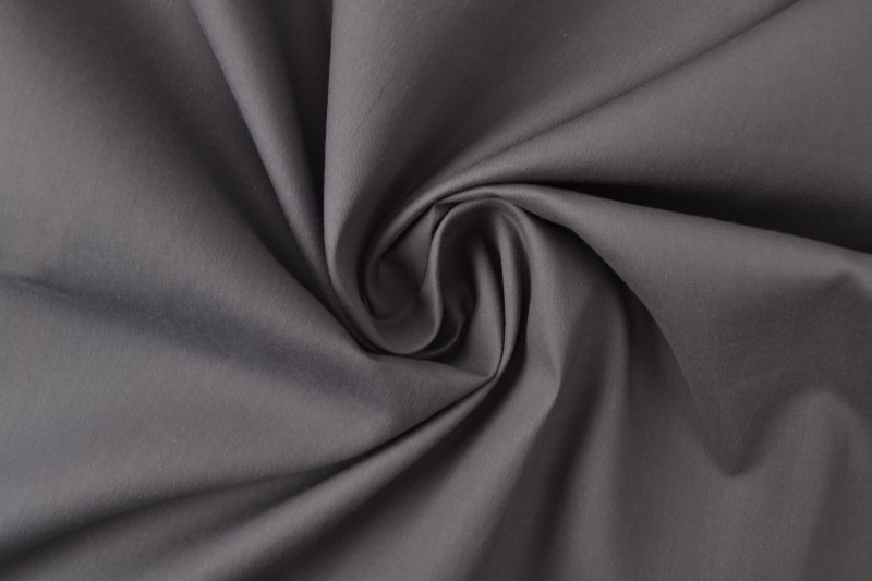 Cotton poplin 17 dark grey