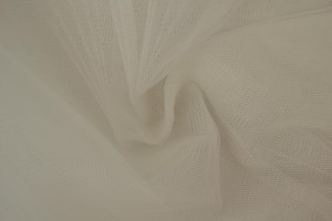 Tulle 02 off-white