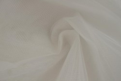 Soft Tulle 00 white