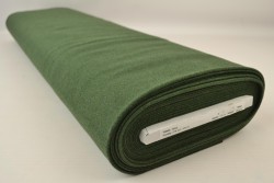 Wool 31 dark moss green