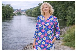 Cotton Poplin Prints flowered 2/2