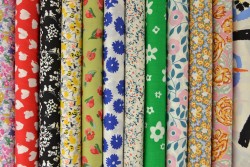 Cotton Poplin Prints flowered 2/2